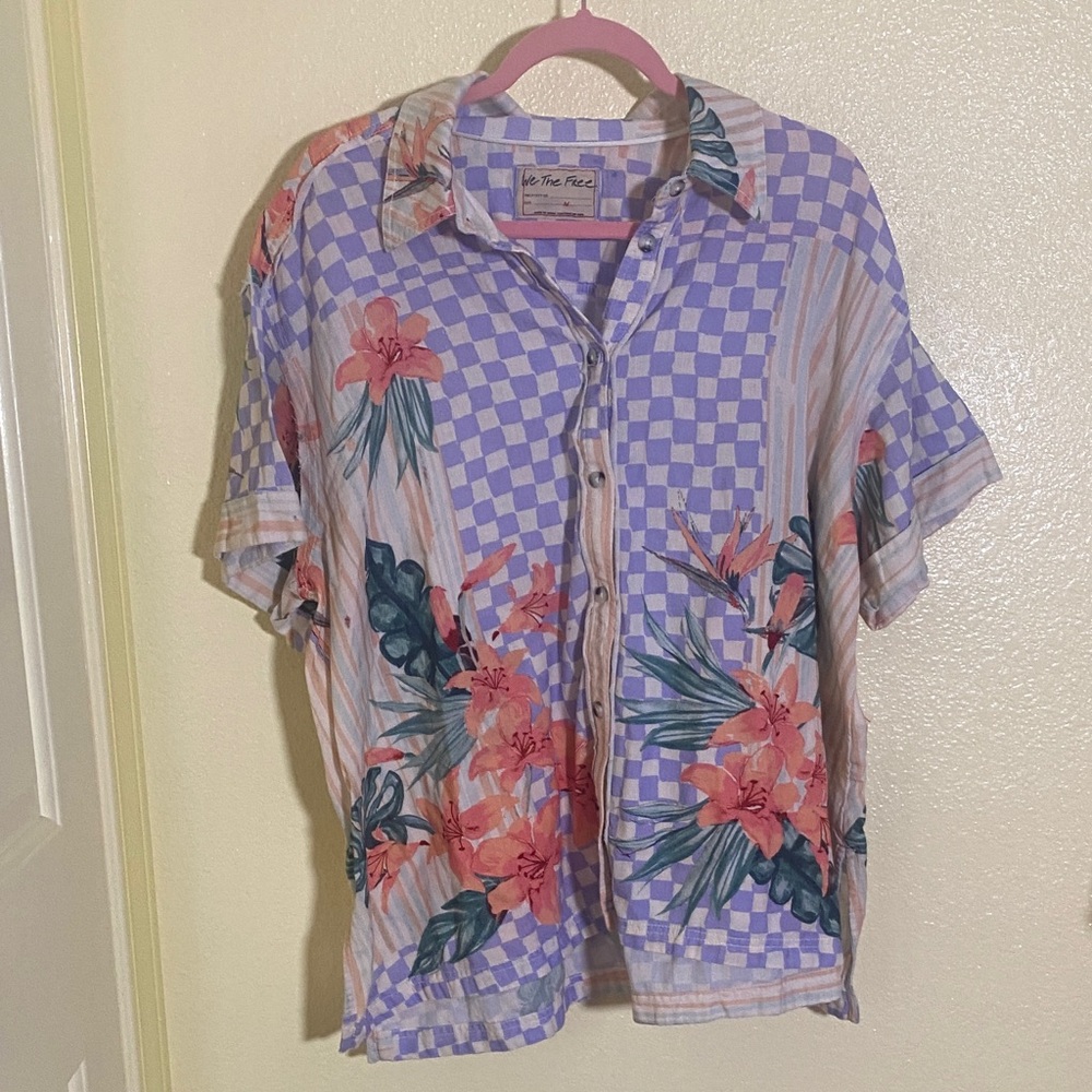 NWT We The Free Purple and Pink Floral Checkered Shirt, Size M